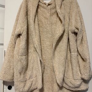 Cream Teddy Jacket with Plush Texture and Oversized Fit